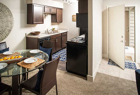 Spring Tree Apartment Spring Tree Apartment